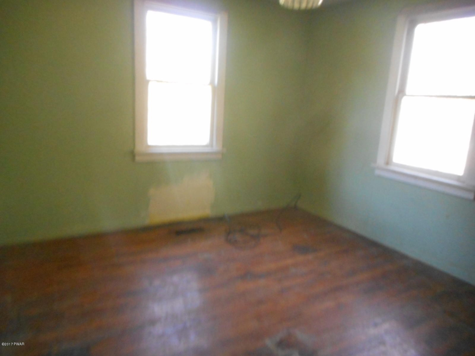 324 Greeley Lake Road Greeley, PA 18425 - Photo 5 of 11