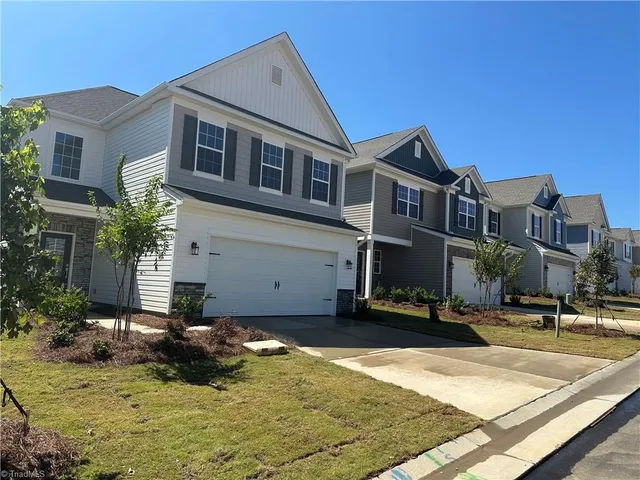 $2,450 | 5526 Hydrangea Street, Winston-Salem, NC 27104