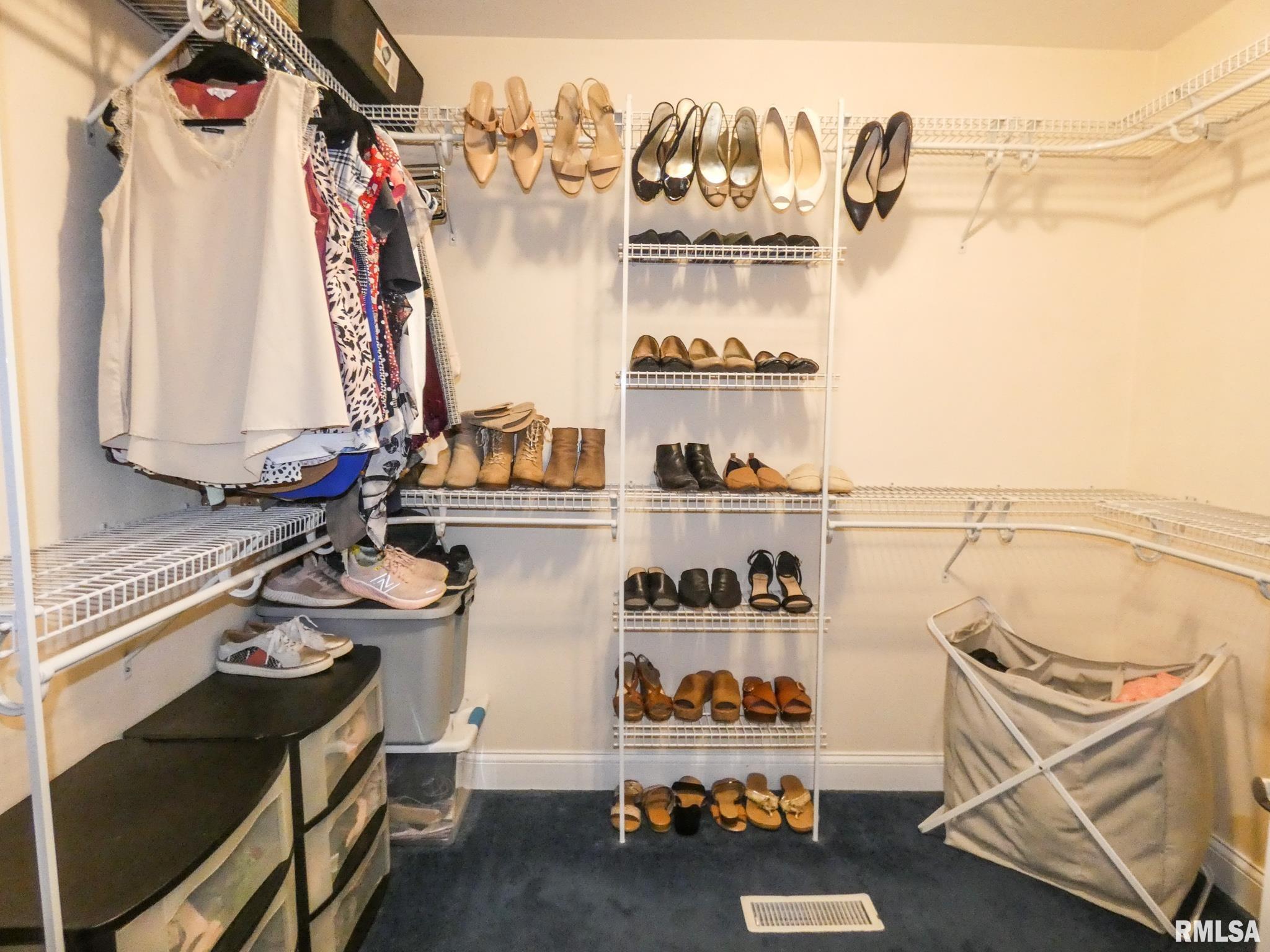 8111 West Thorngate Drive Mapleton, IL 61547 - Photo 25 of 55