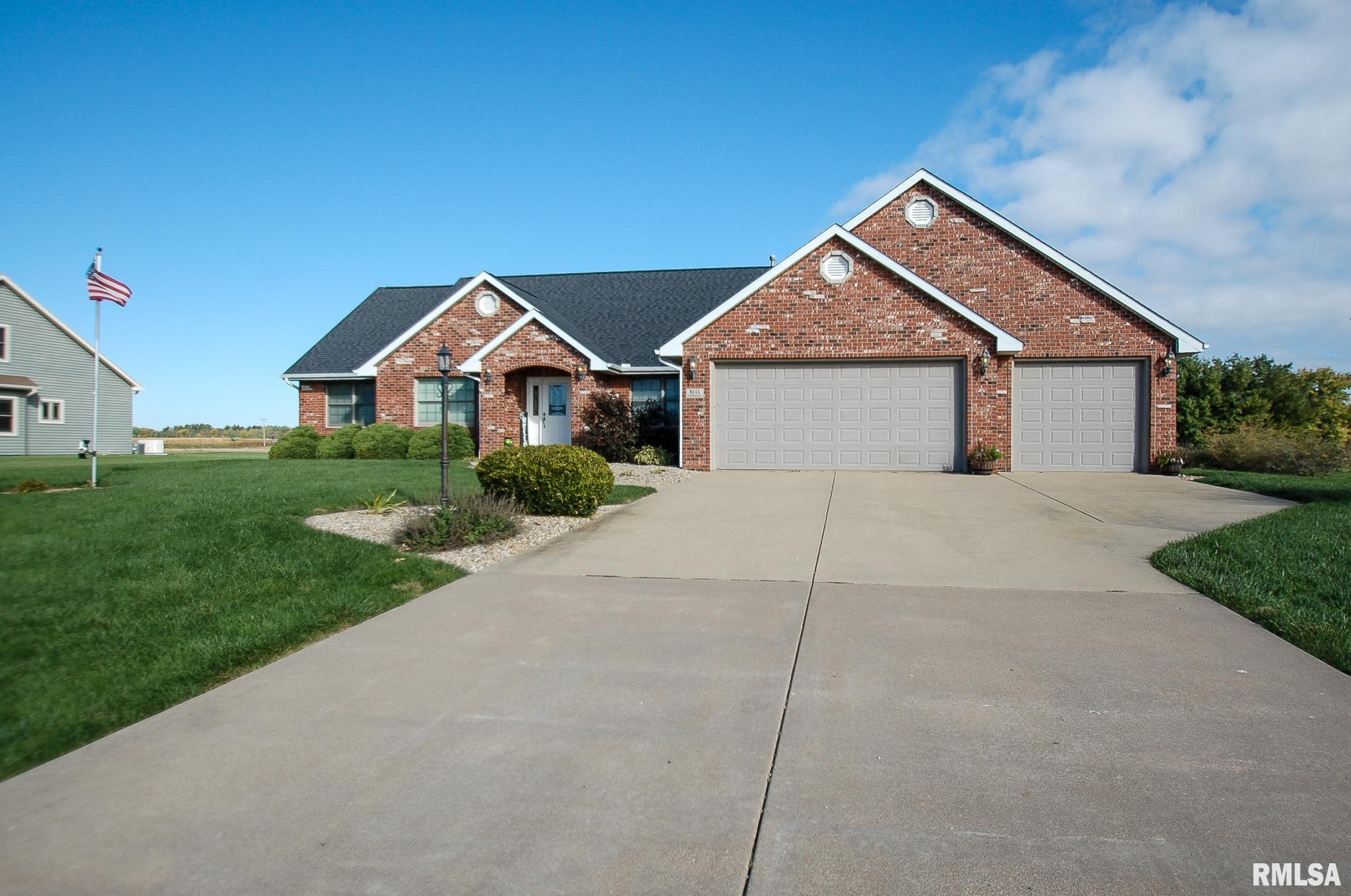 8111 West Thorngate Drive Mapleton, IL 61547 - Photo 3 of 55