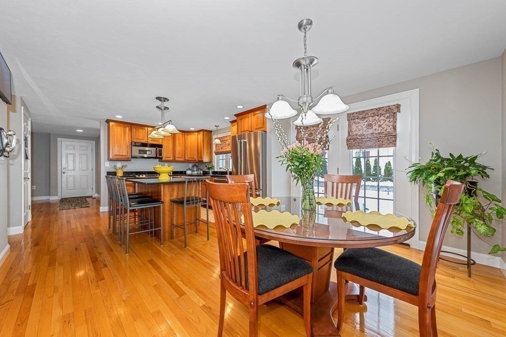 32 Lafayette Street Everett, MA 02149 - Photo 6 of 23