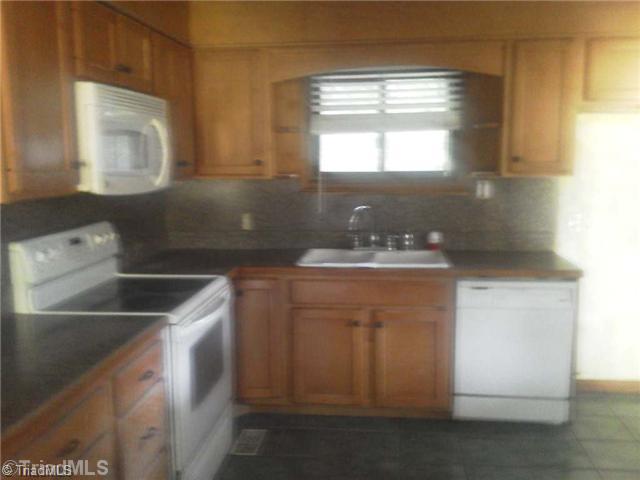 3141 Hampstead Road Lumberton, NC 28360 - Photo 4 of 6 Other. o