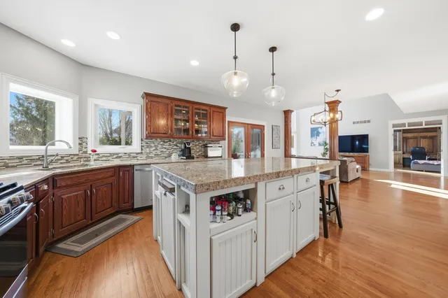 $745,000 | 11019 West 168th Street, Orland Park, IL 60467