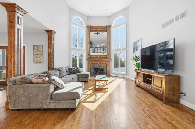 $745,000 | 11019 West 168th Street, Orland Park, IL 60467