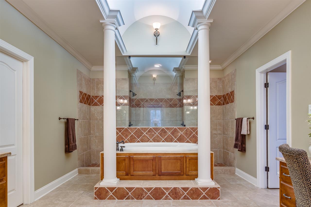 1098 Fall Springs Road Collierville, TN 38017 - Photo 14 of 25