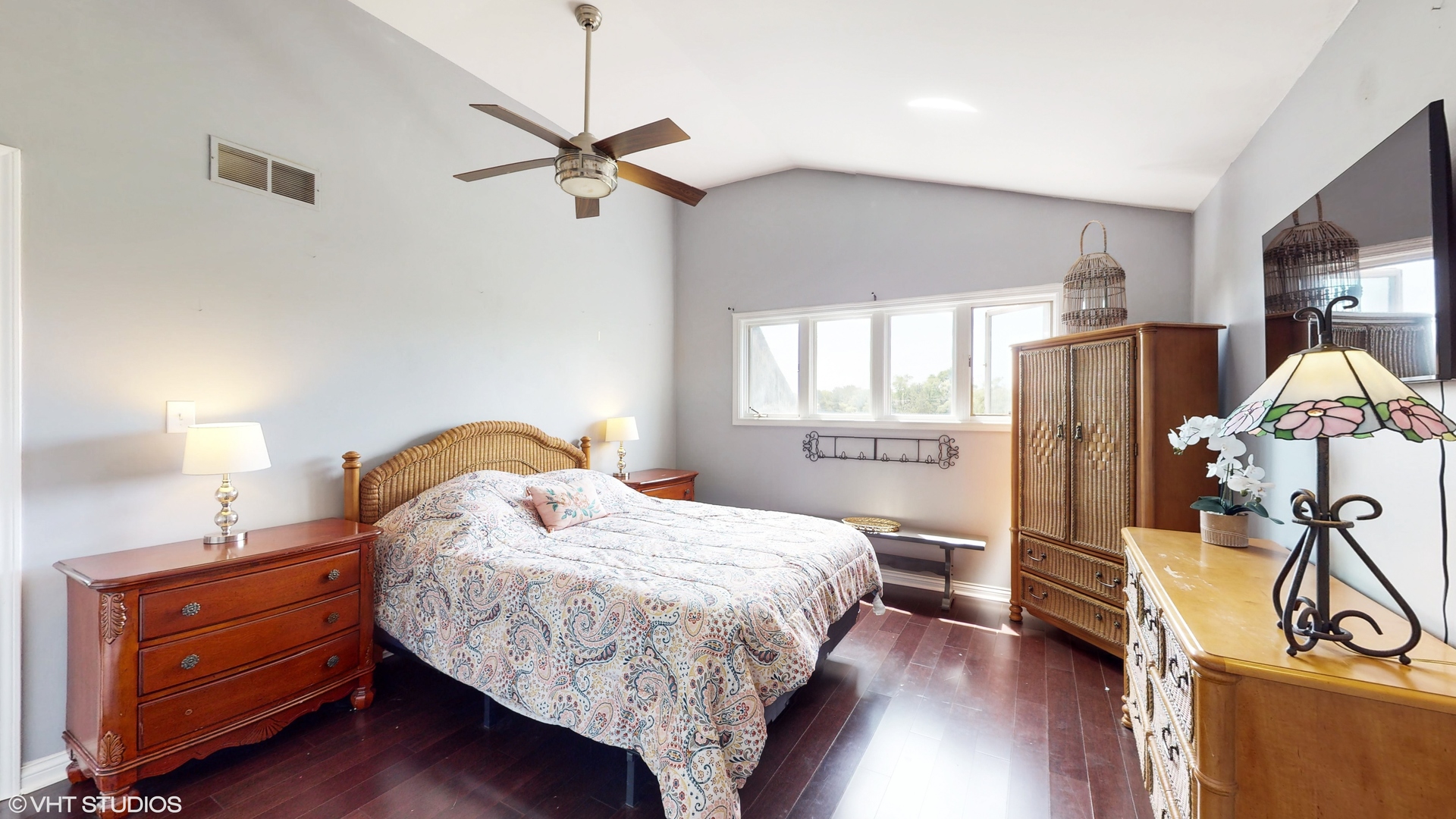 4213 White Ash Road Crystal Lake, IL 60014 - Photo 20 of 43 a bedroom with a bed and wooden floor