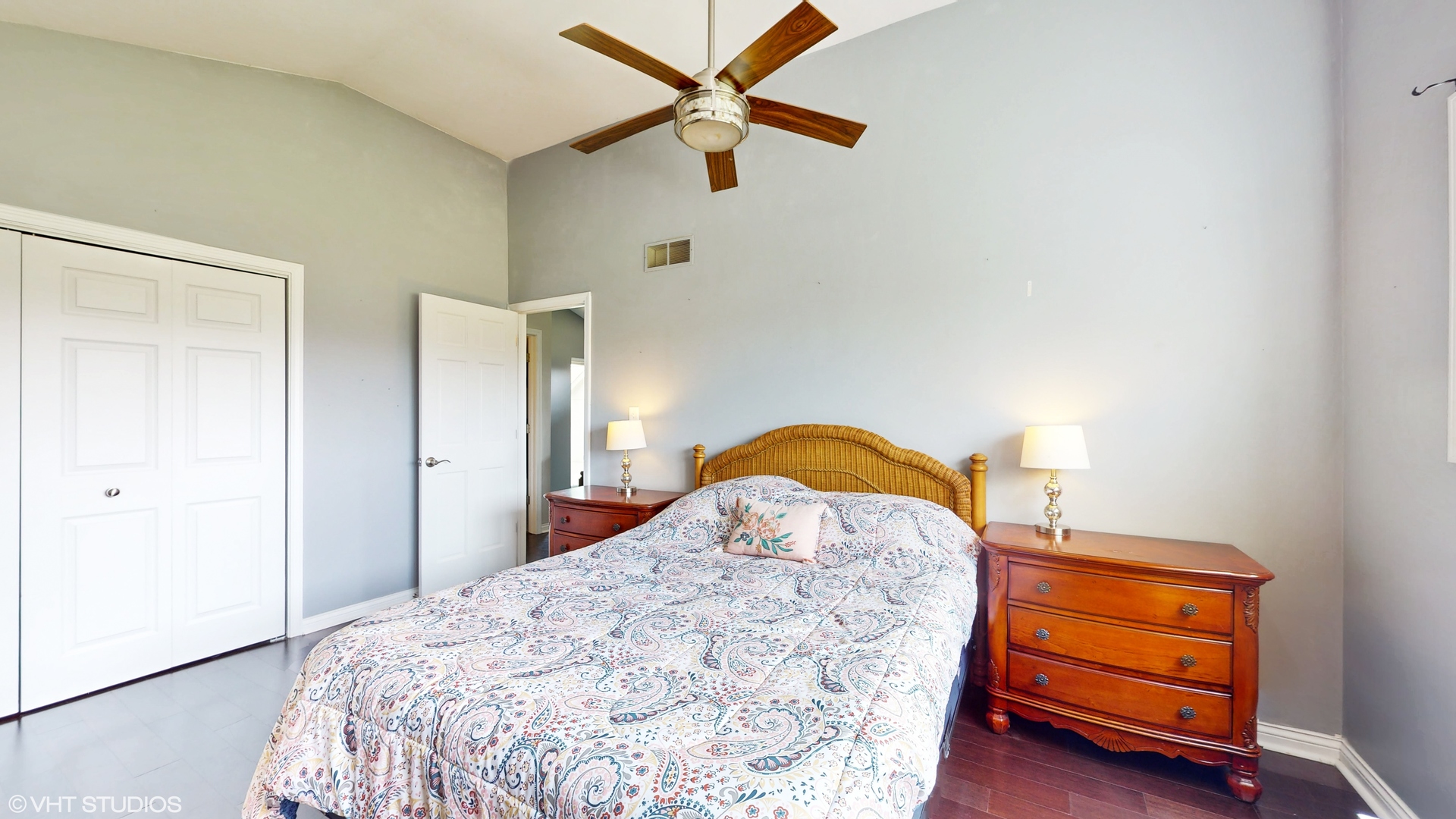 4213 White Ash Road Crystal Lake, IL 60014 - Photo 21 of 43 a bedroom with a bed and a closet