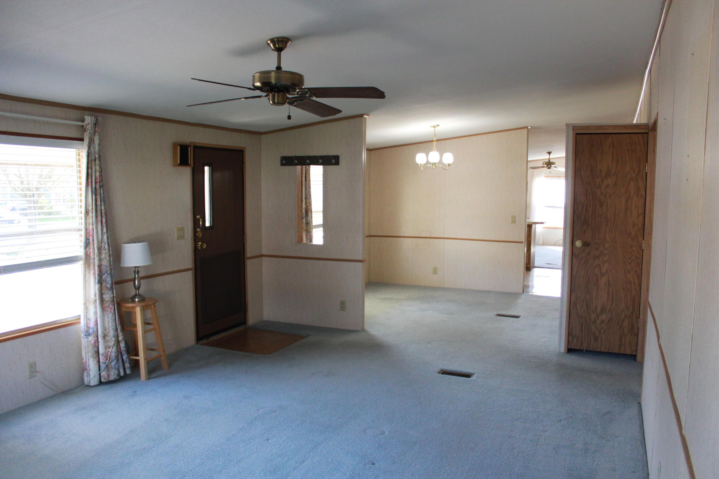 45 Ravine Ridge Drive Delaware, OH 43015 - Photo 5 of 23 Living Space