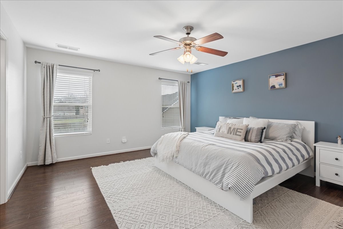 960 Morning Road Antioch, TN 37013 - Photo 18 of 36 a bedroom with a large bed and a window