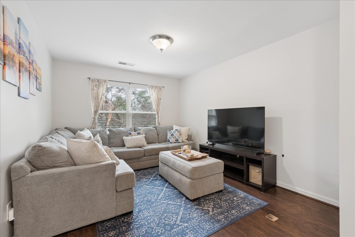 960 Morning Road Antioch, TN 37013 - Photo 28 of 36 a living room with furniture and a flat screen tv
