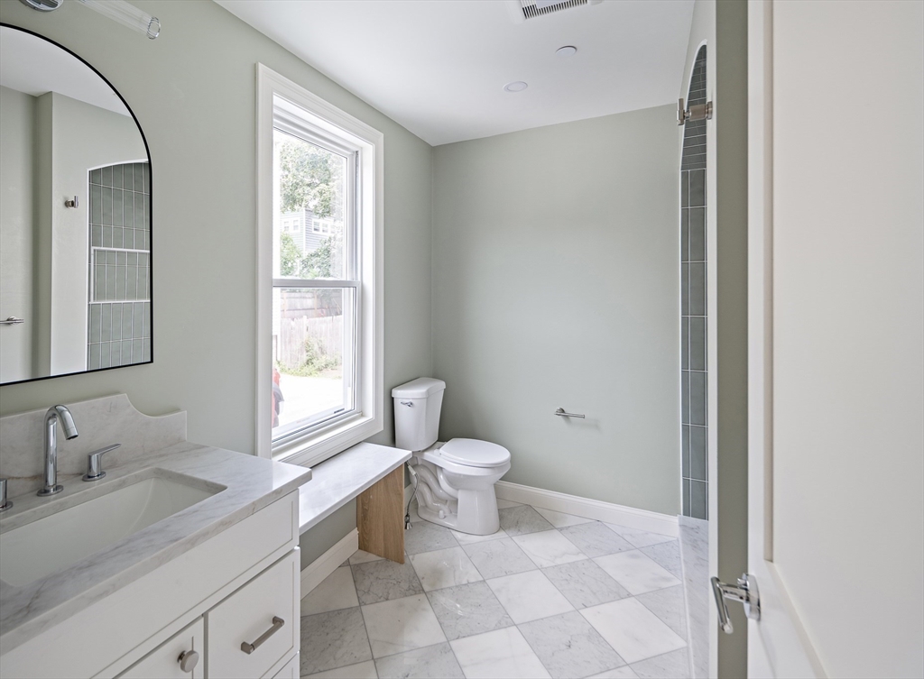 206 Byron Street, Unit 1 Boston, MA 02128 - Photo 8 of 19