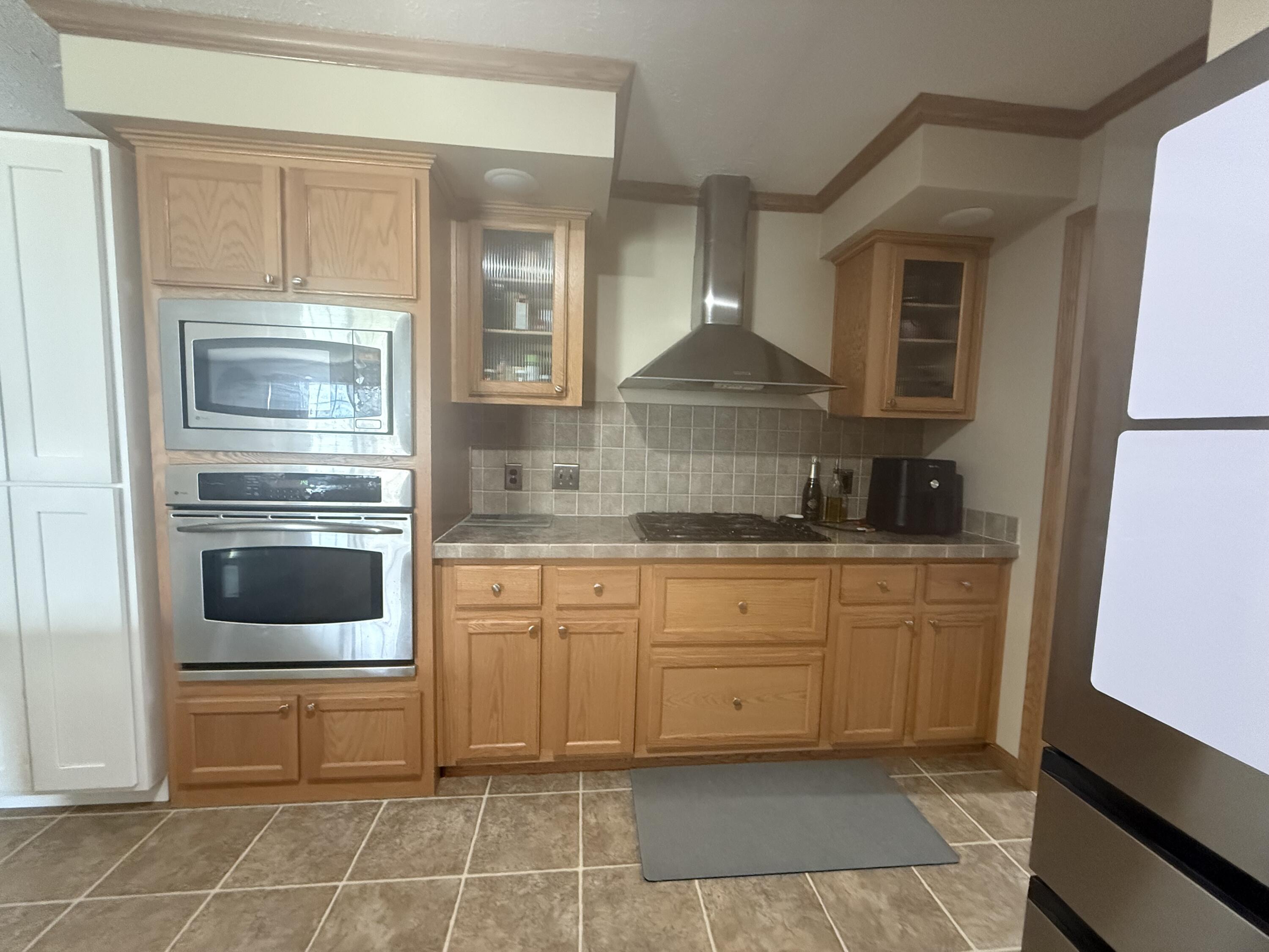 460 Ellsworth Street Bellevue, MI 49021 - Photo 19 of 38 IMG_3574