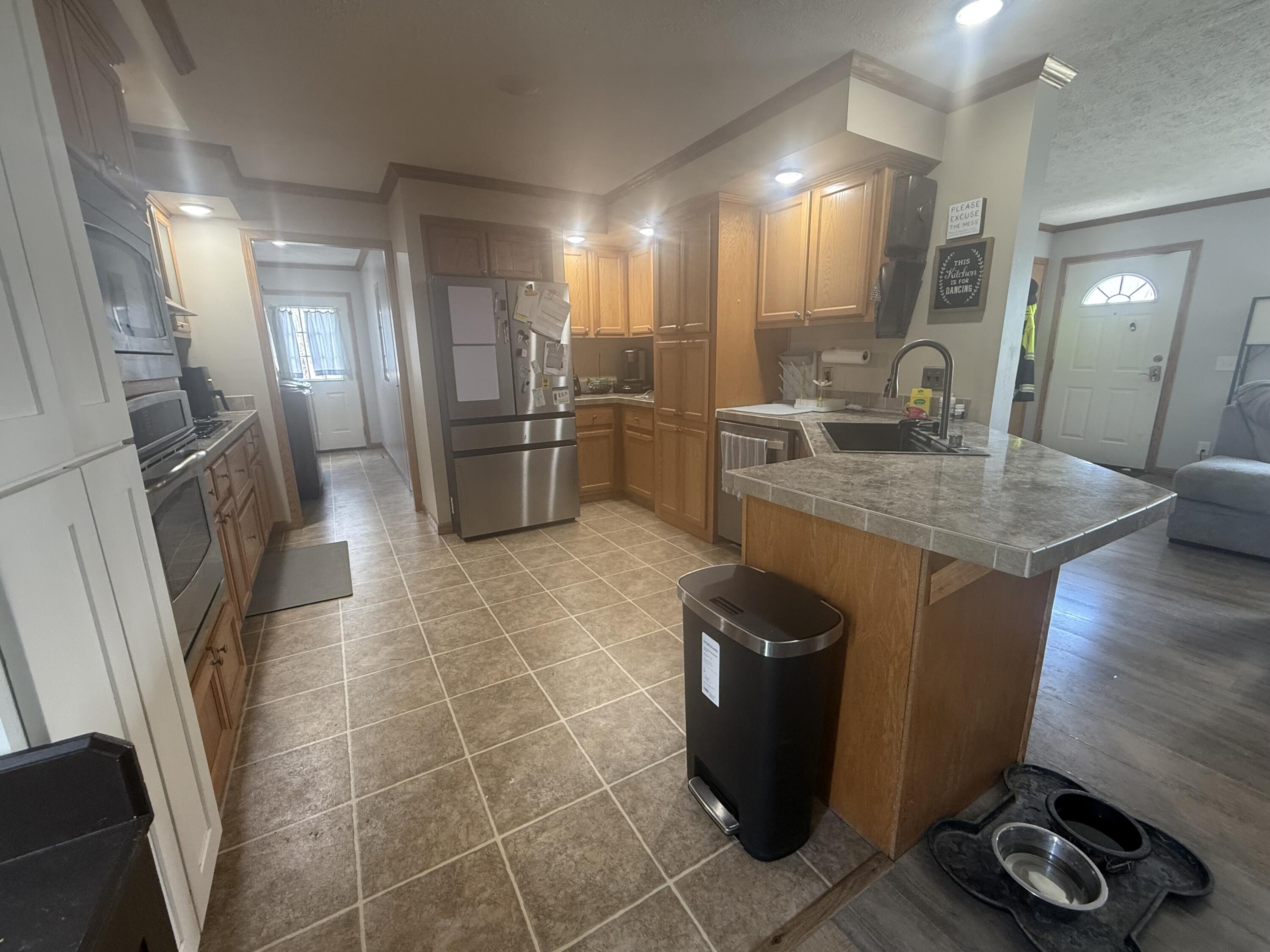 460 Ellsworth Street Bellevue, MI 49021 - Photo 20 of 38 IMG_3575