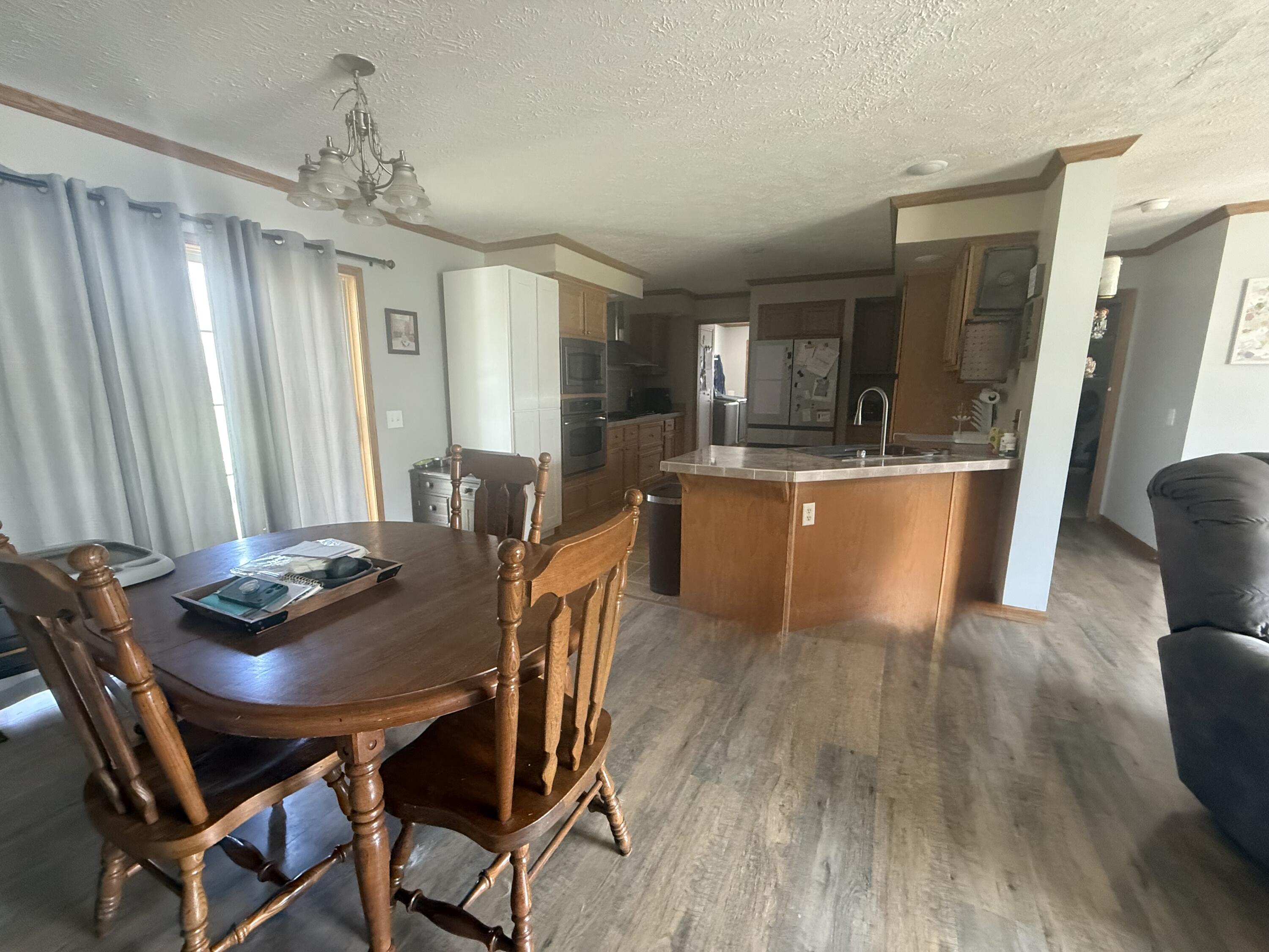 460 Ellsworth Street Bellevue, MI 49021 - Photo 24 of 38 IMG_3577