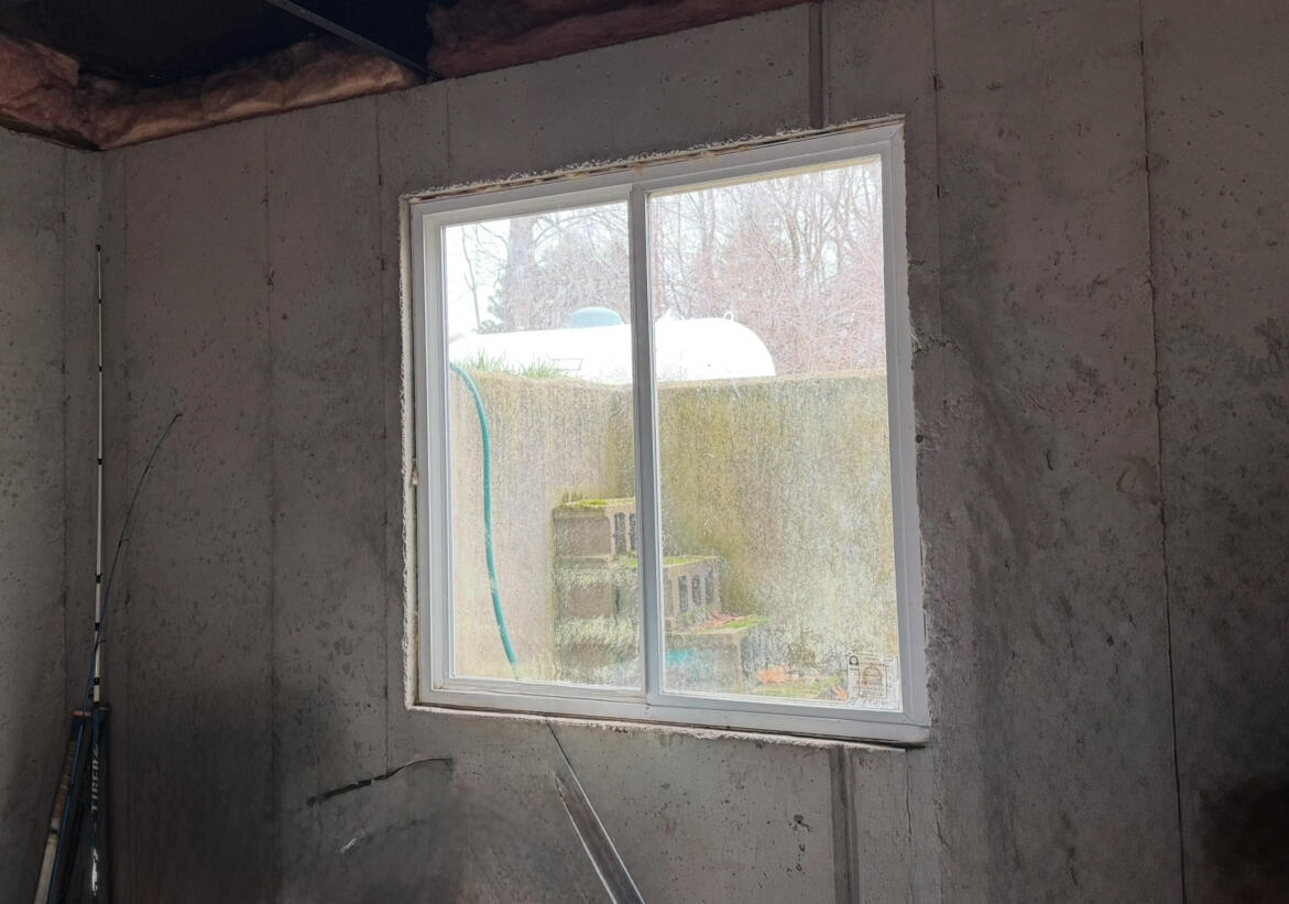 460 Ellsworth Street Bellevue, MI 49021 - Photo 37 of 38 IMG_3329