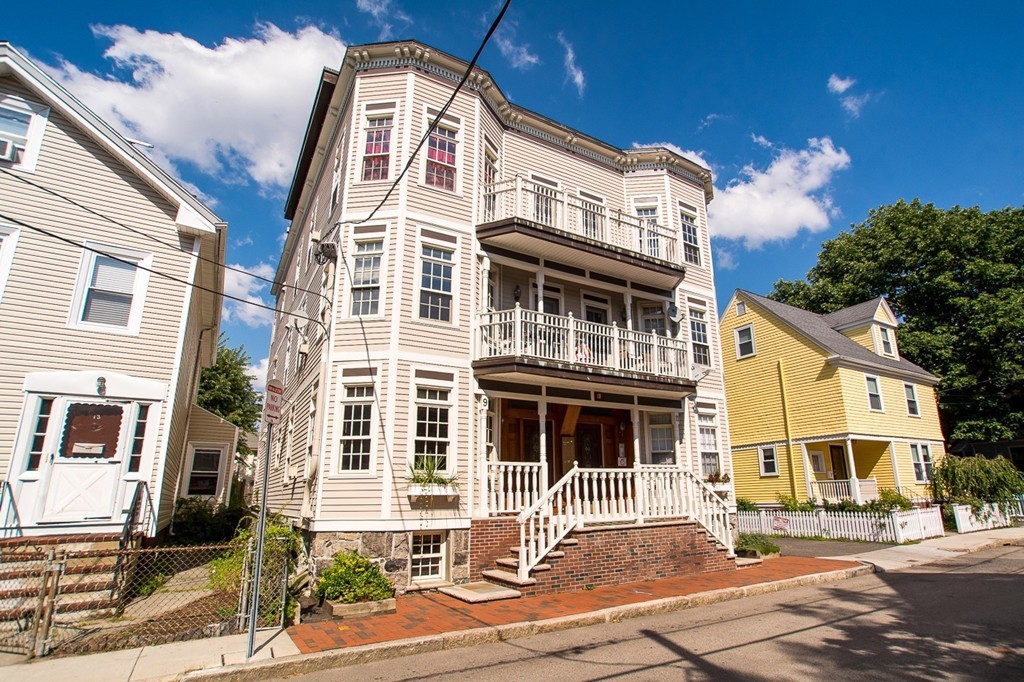 9-11 Gardner Road, Unit 1 Cambridge, MA 02139 - Photo 9 of 9 Gallery Image 9