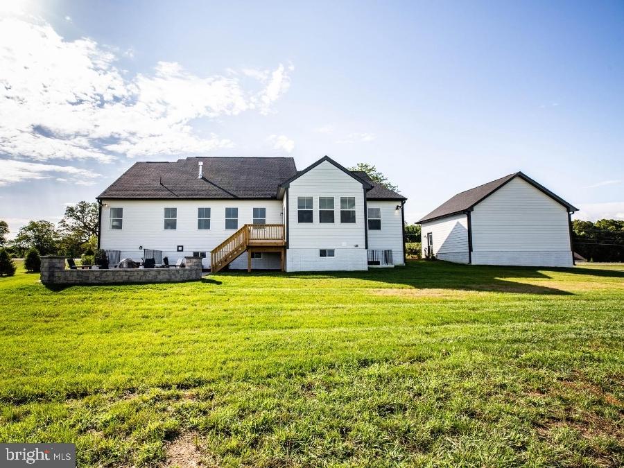 11 Burwell Road Nokesville, VA 20181 - Photo 2 of 26