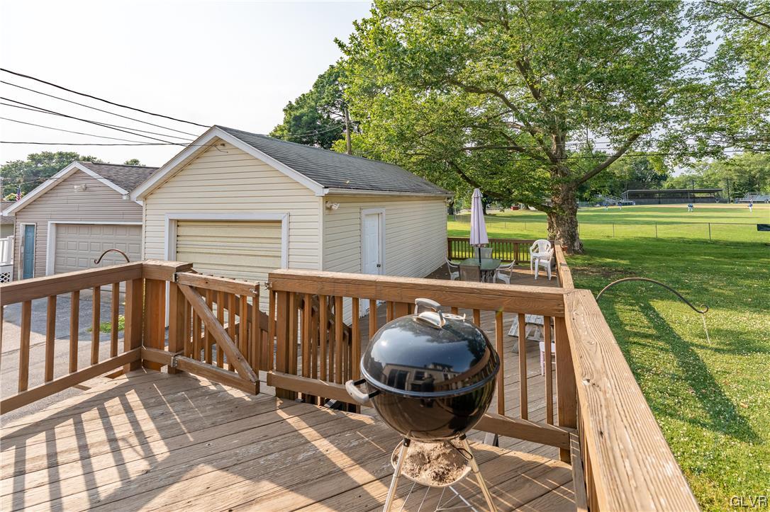 745 Magnolia Road Hellertown, PA 18055 - Photo 29 of 35 Gallery Image 29