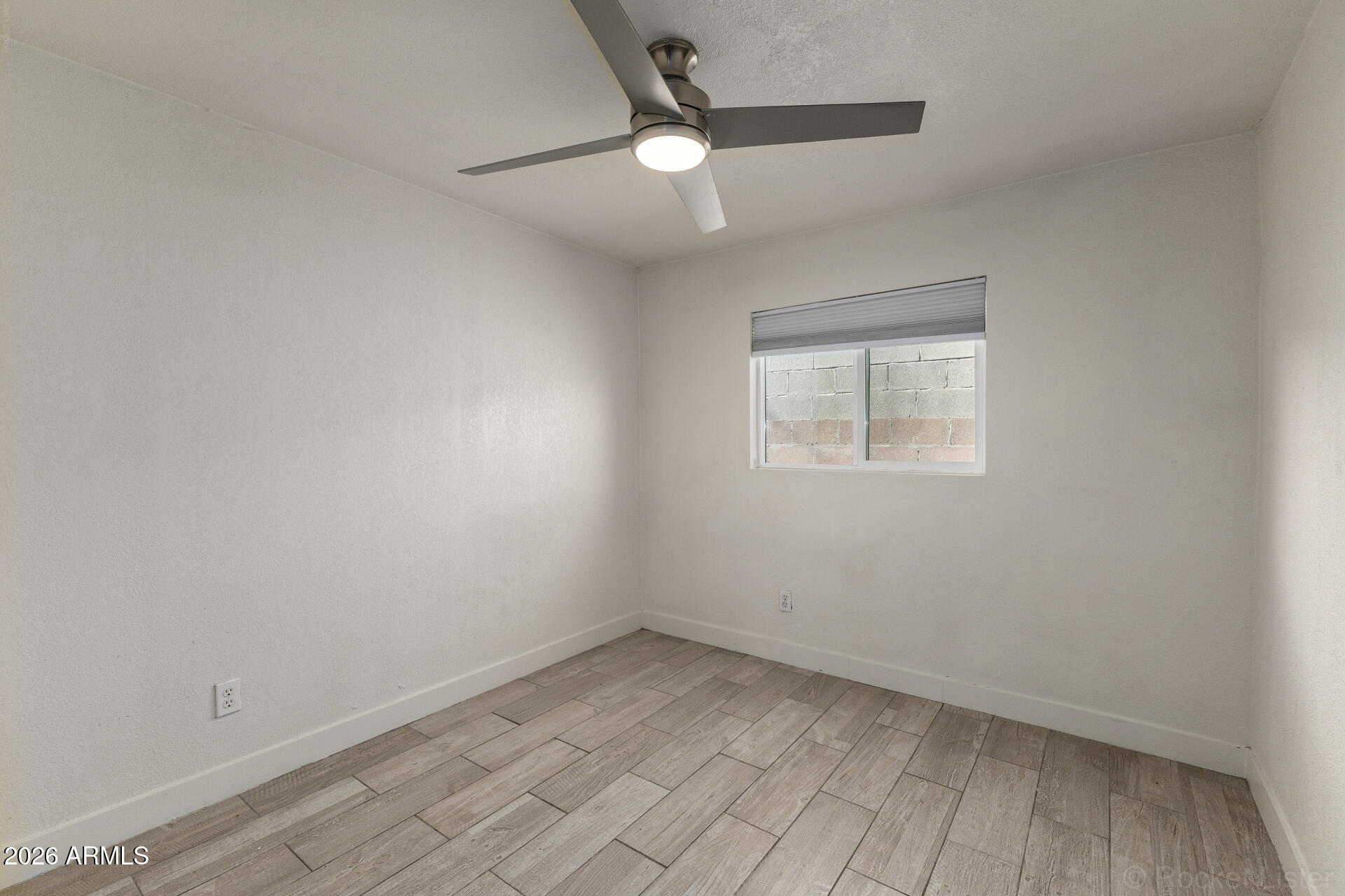 1934 East Monte Vista Road Phoenix, AZ 85006 - Photo 20 of 40