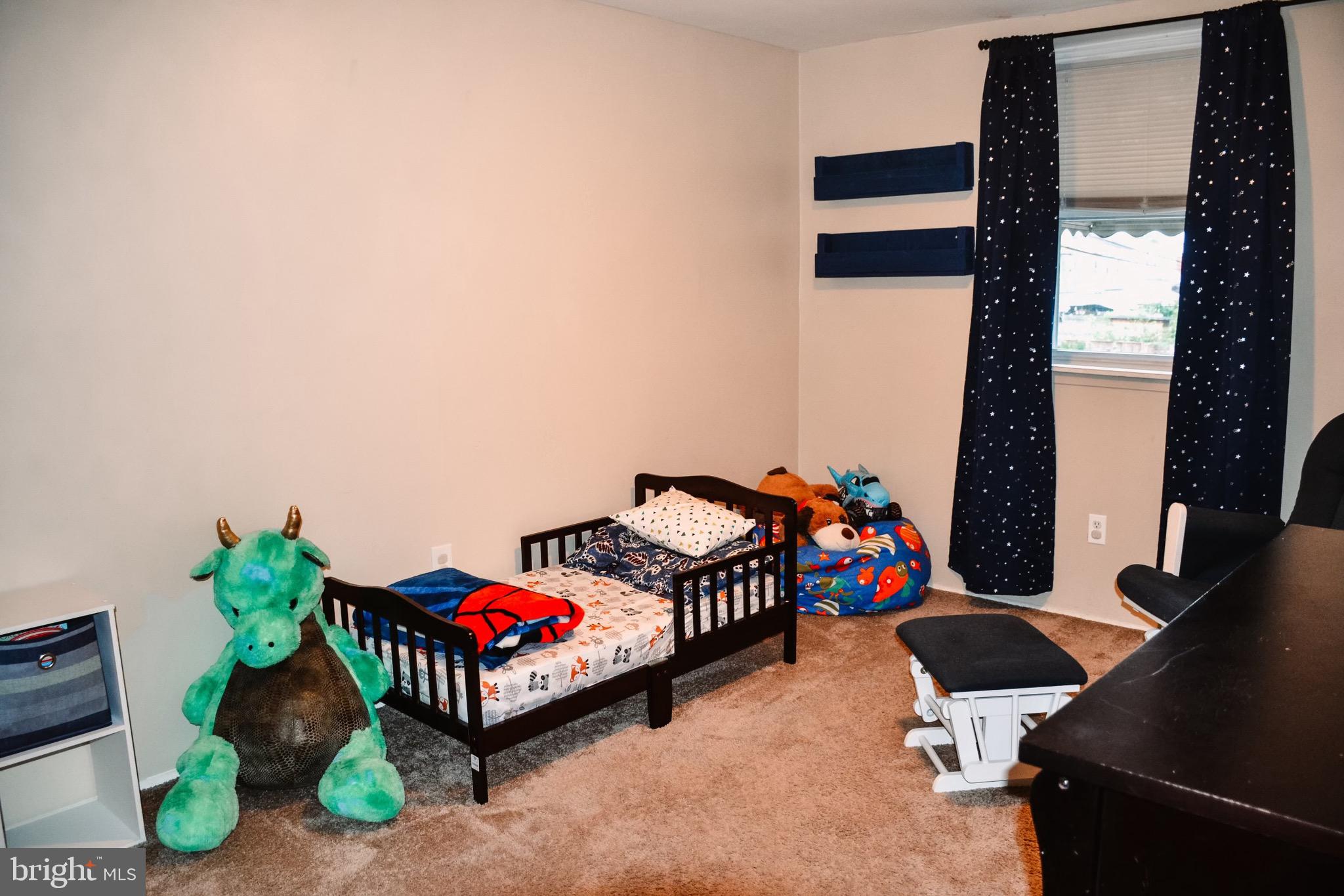 8110 Stratman Road Baltimore, MD 21222 - Photo 13 of 17