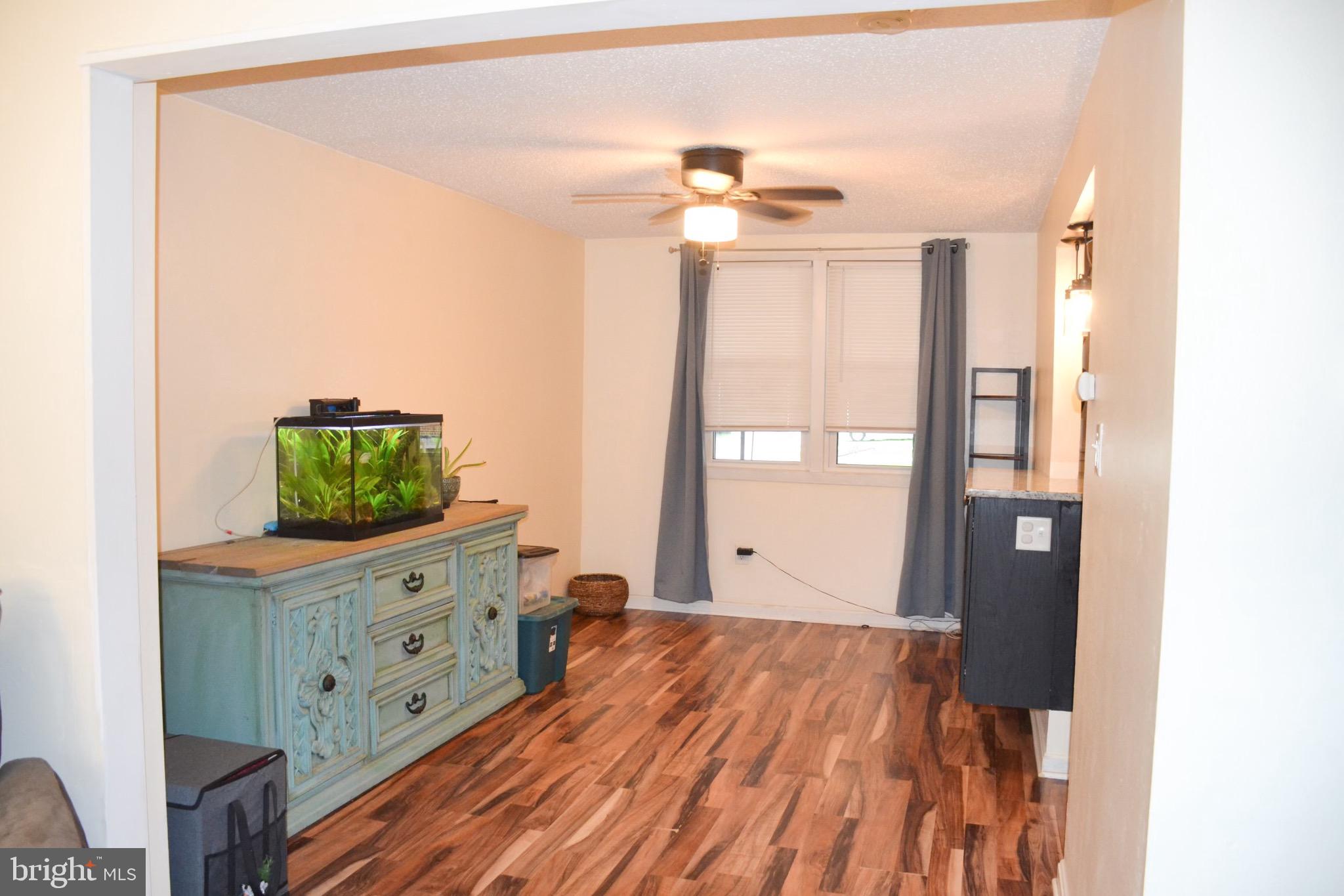 8110 Stratman Road Baltimore, MD 21222 - Photo 5 of 17