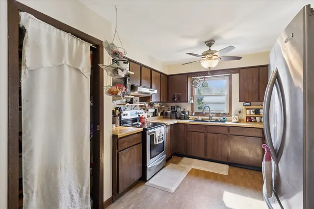 $289,900 | 1326 South Orchard Street, Janesville, WI 53546