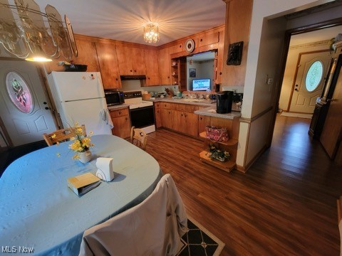 6982 Canal Road Northeast Dover, OH 44622 - Photo 10 of 29 View of kitchen / dining area