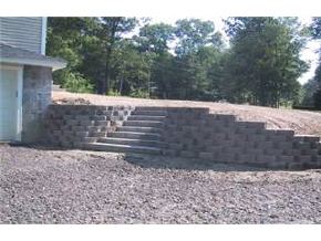 2 Merrick Road Raymond, NH 03077 - Photo 2 of 5