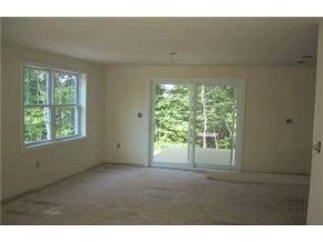 2 Merrick Road Raymond, NH 03077 - Photo 4 of 5