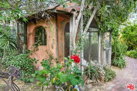 $1,999,000 | 754 Basin Drive, Topanga, CA 90290