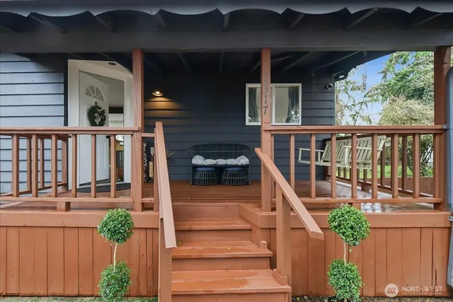 a view of a house with a swimming pool