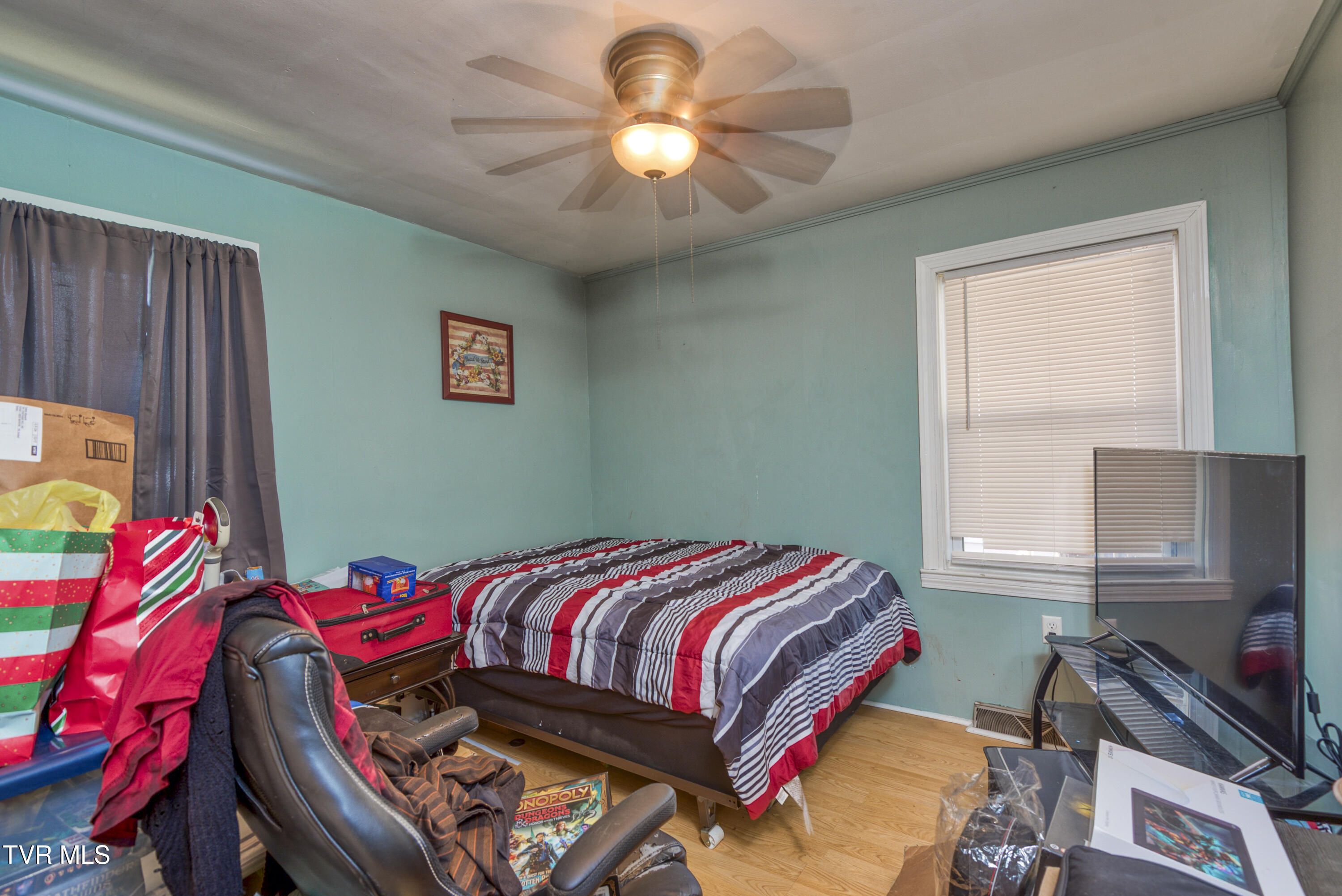 761 Chatham Hill Road Marion, VA 24354 - Photo 13 of 31 761-chatham-Hill-Rd-Marion-VA Matt-Smith