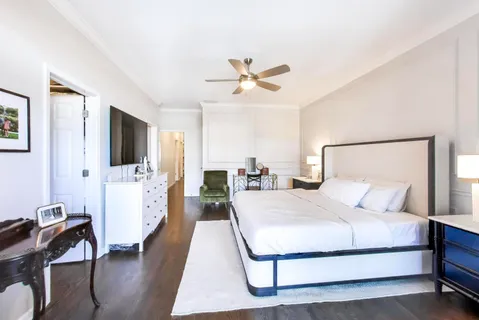 $875,000 | 628 West Wrightwood Avenue, Unit 3W, Chicago, IL 60614
