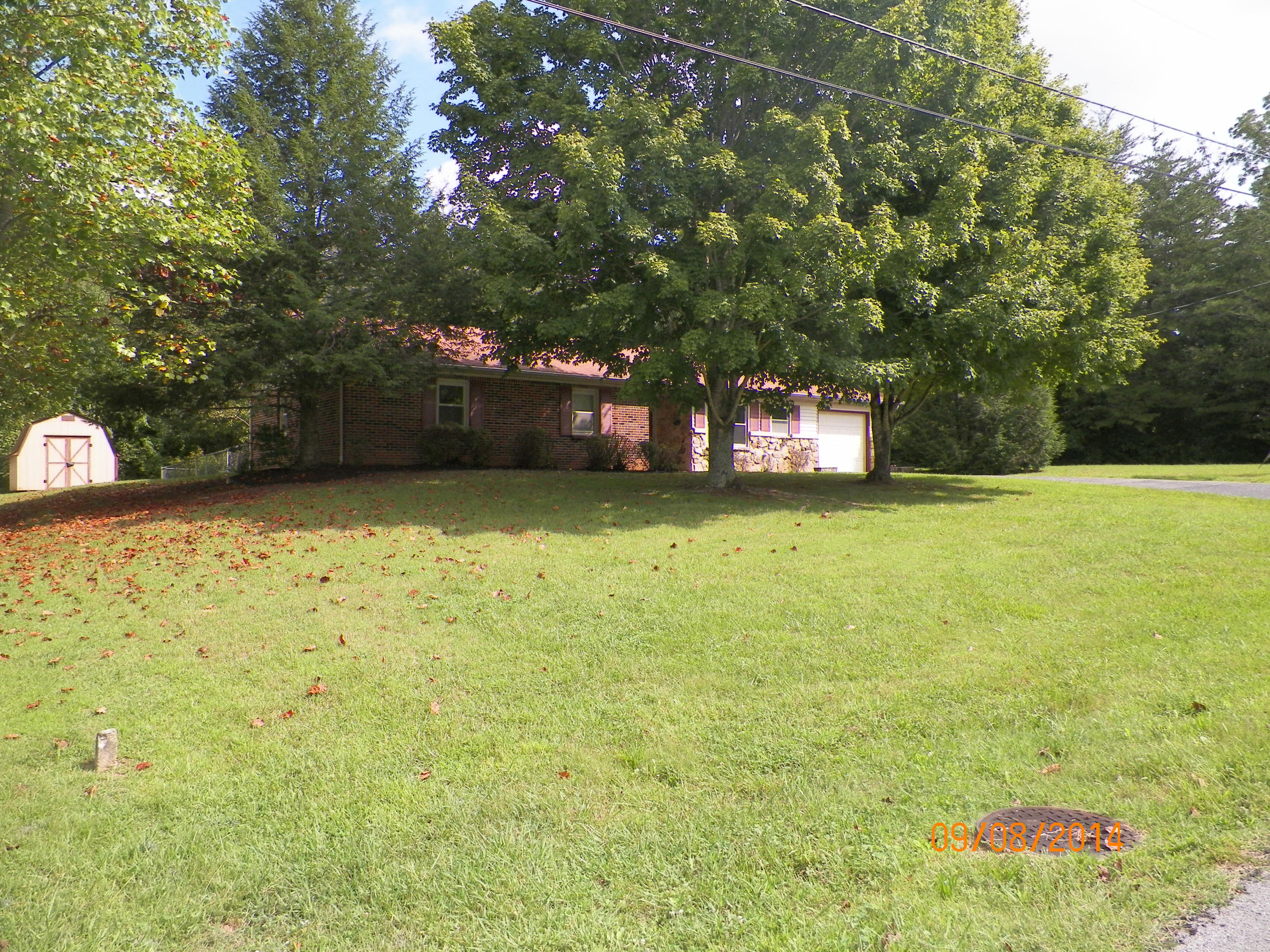 301 Cora Road Cookeville, TN 38501 - Photo 3 of 16 301 Cora (4)