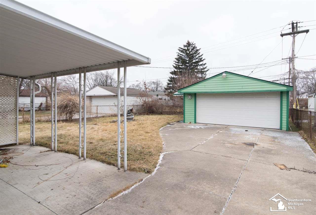 1054 South Henry Ruff Road Westland, MI 48186 - Photo 4 of 14