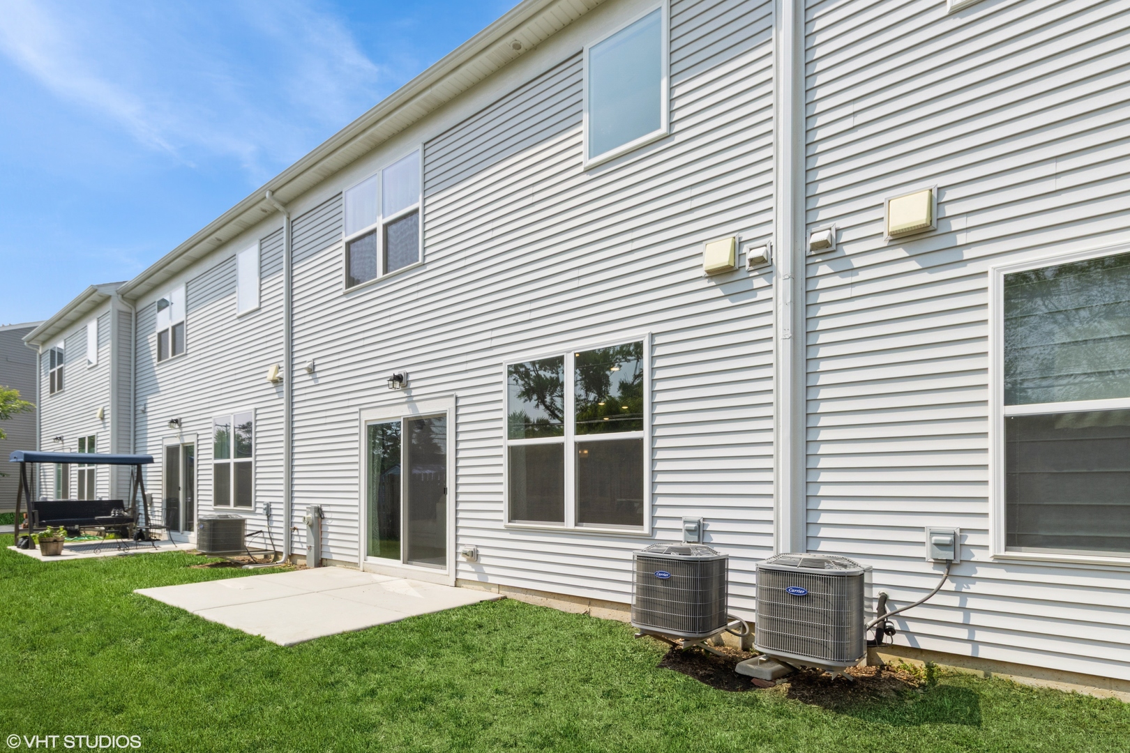 2543 Geranium Way Rolling Meadows, IL 60008 - Photo 2 of 11 Gallery Image 2