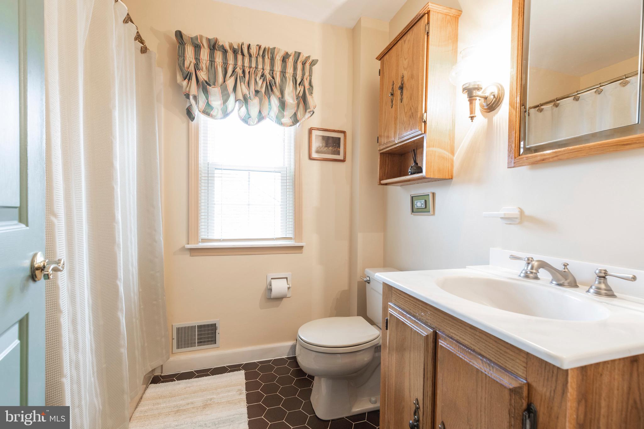 20 Johns Road Cheltenham, PA 19012 - Photo 30 of 43 Gallery Image 30