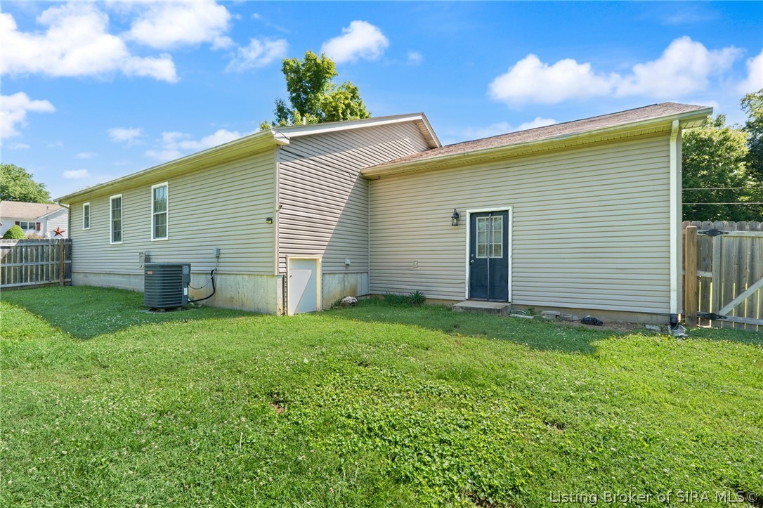 2511 Alonzo Smith Road Georgetown, IN 47122 - Photo 13 of 38