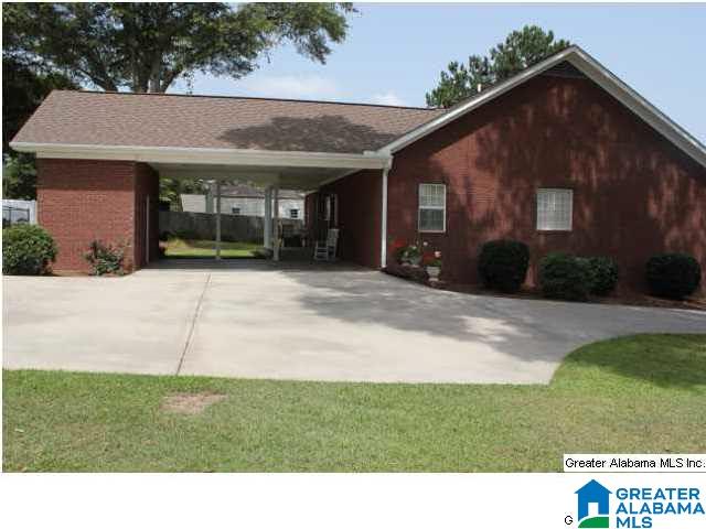 935 Frances Circle Clanton, AL 35045 - Photo 2 of 26