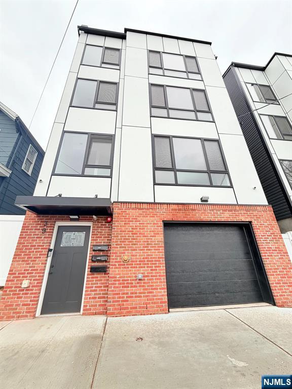 39 South 7th Street, Unit 2 3 Newark, NJ 07107 - Photo 1 of 13 a picture of a building