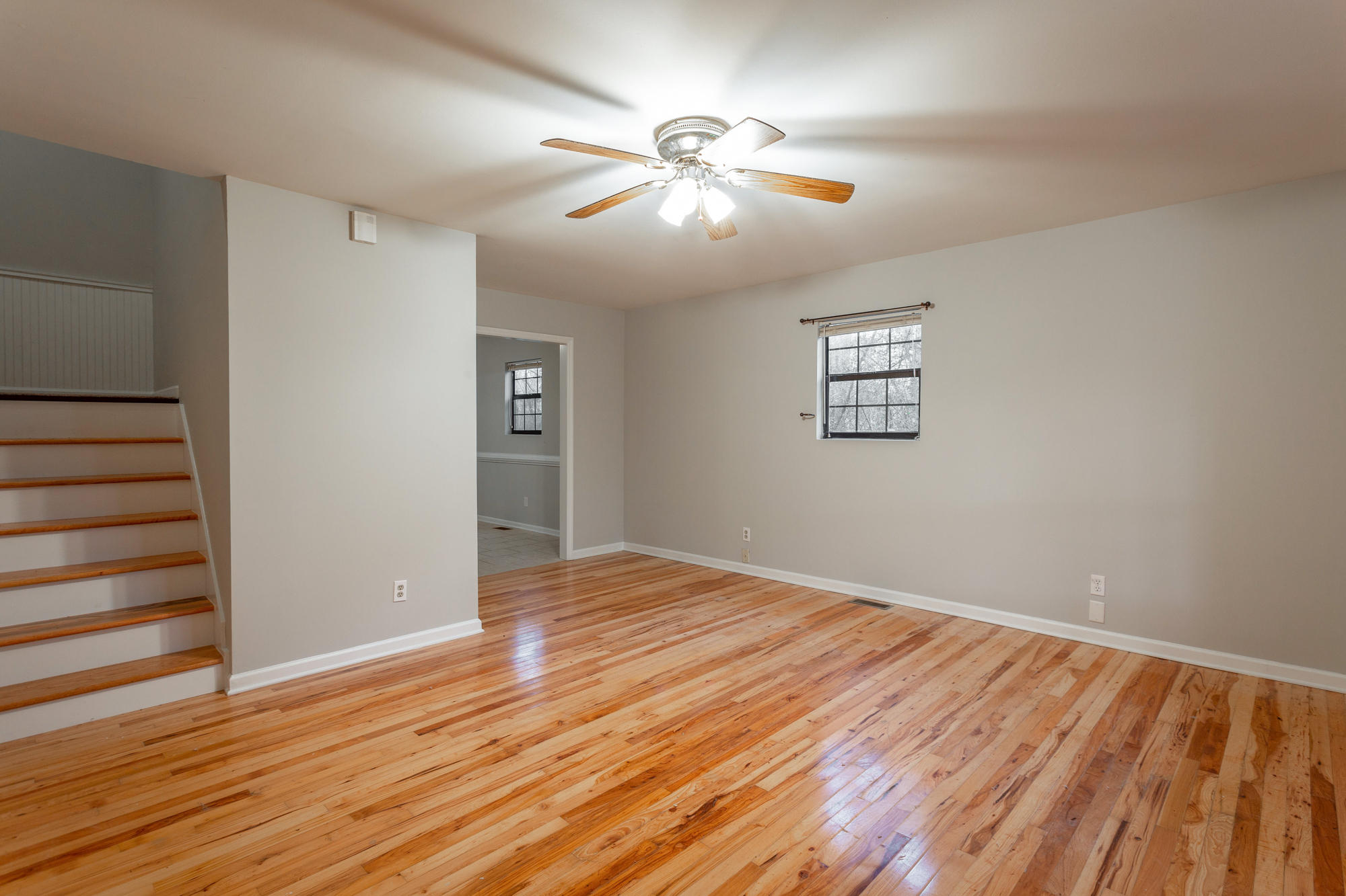 302 Hoover Road Ringgold, GA 30736 - Photo 2 of 39 Living Room