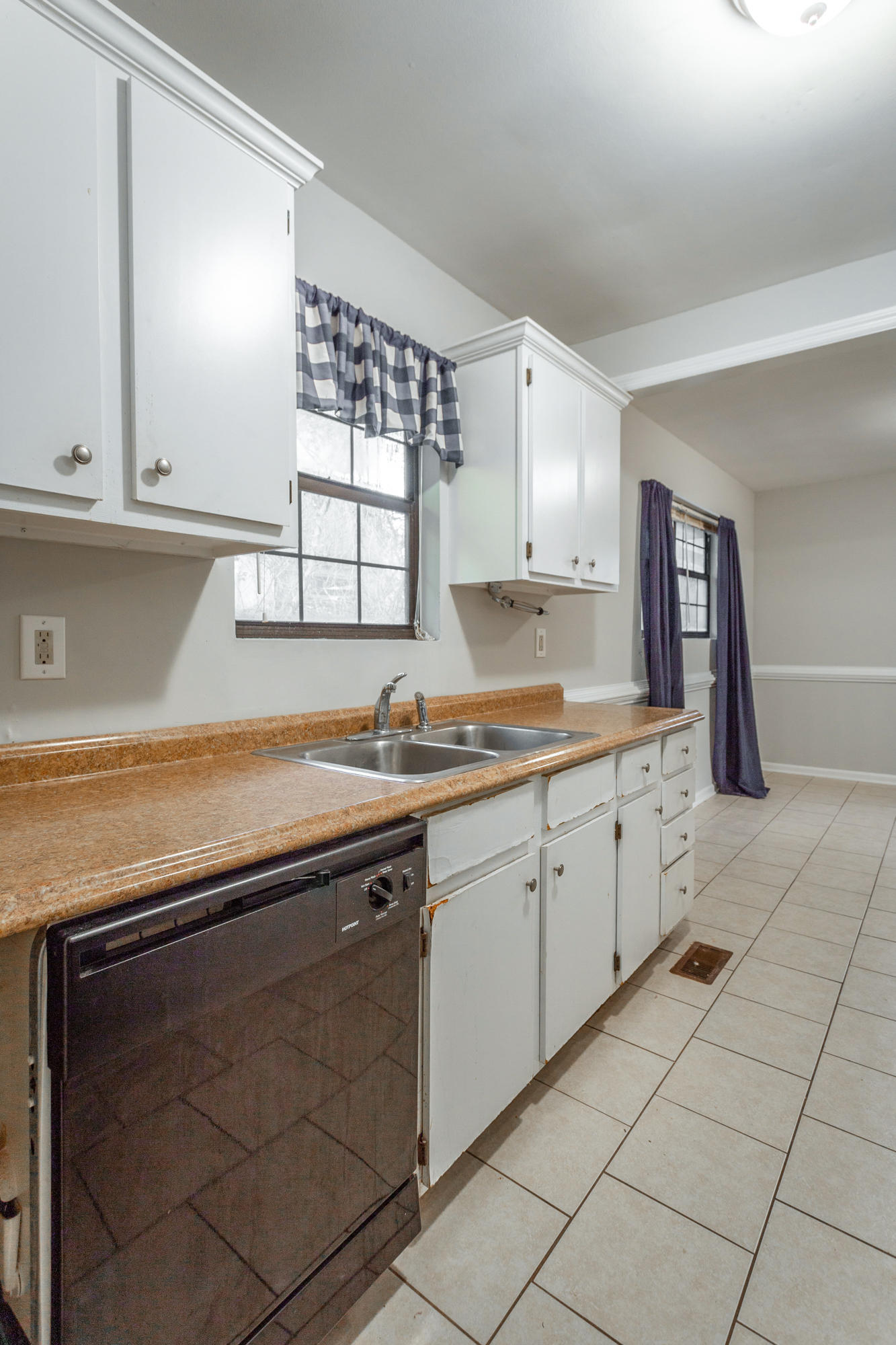 302 Hoover Road Ringgold, GA 30736 - Photo 12 of 39 Kitchen