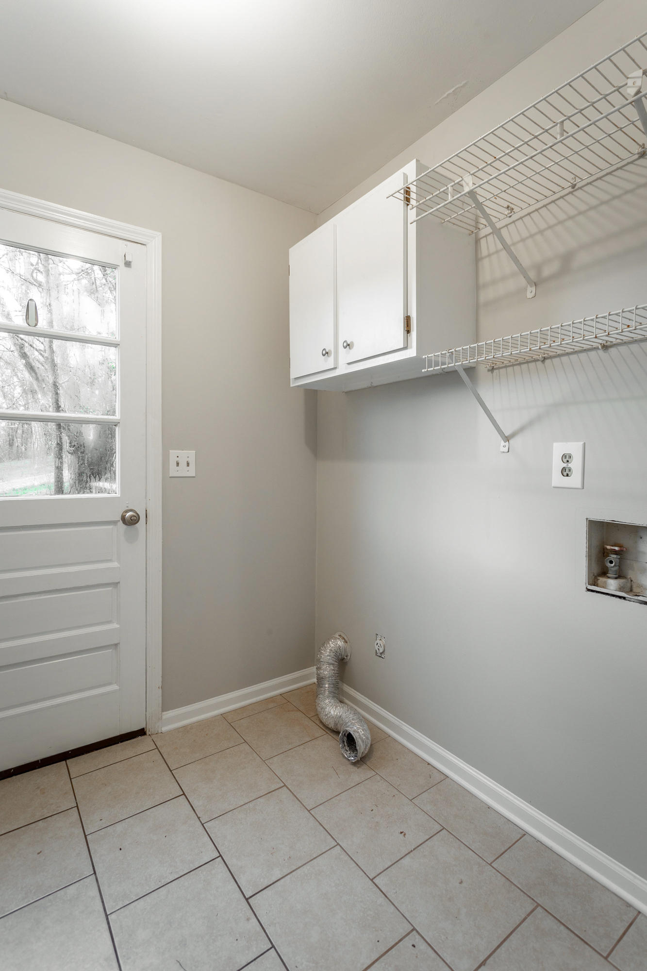 302 Hoover Road Ringgold, GA 30736 - Photo 26 of 39 Laundry Room