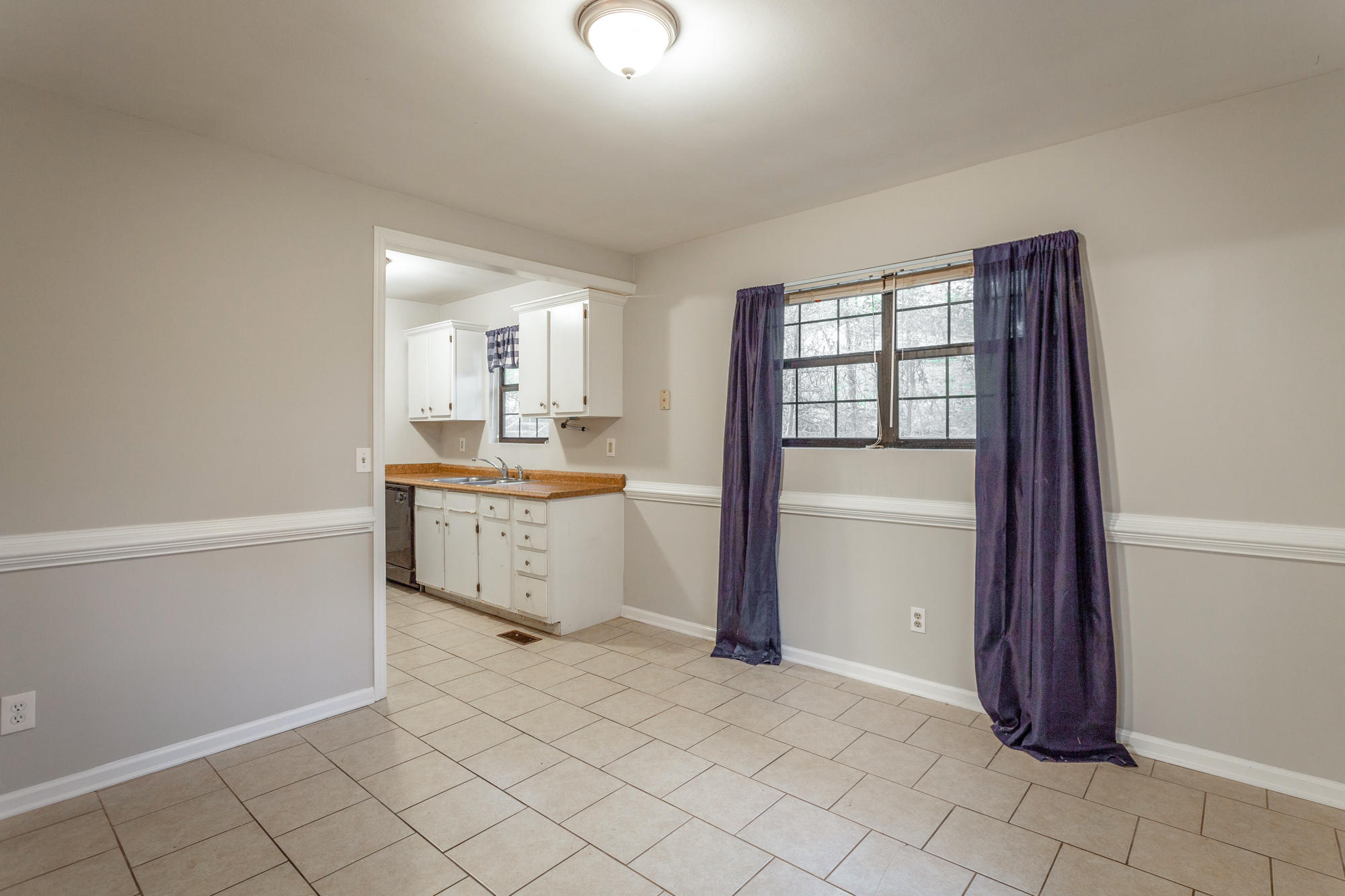 302 Hoover Road Ringgold, GA 30736 - Photo 6 of 39 Dining Room