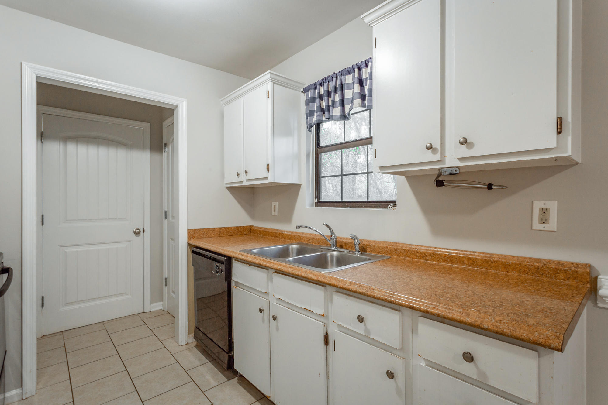 302 Hoover Road Ringgold, GA 30736 - Photo 10 of 39 Kitchen