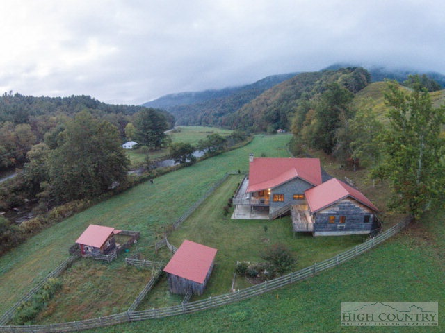 3042 A Parker Eller Road Lansing, NC 28643 - Photo 21 of 41