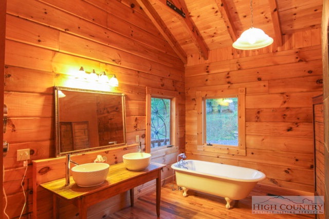 3042 A Parker Eller Road Lansing, NC 28643 - Photo 26 of 41