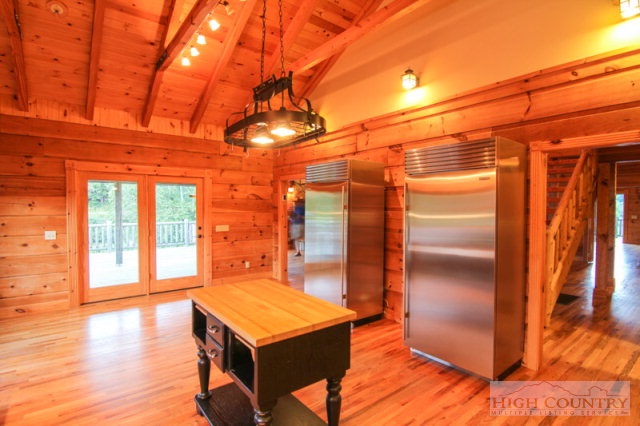3042 A Parker Eller Road Lansing, NC 28643 - Photo 3 of 41