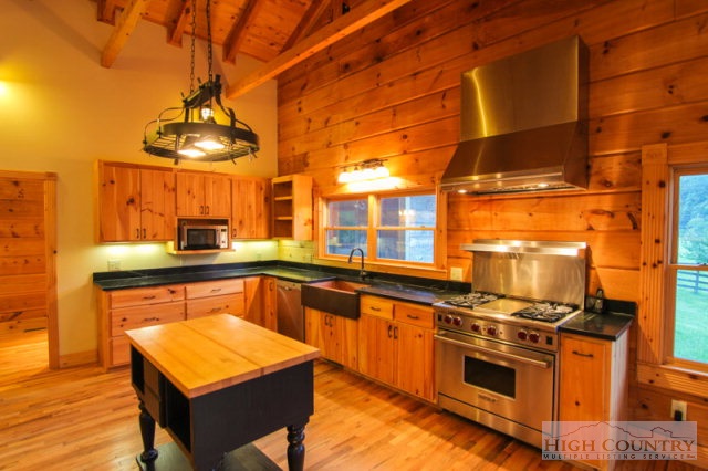 3042 A Parker Eller Road Lansing, NC 28643 - Photo 39 of 41