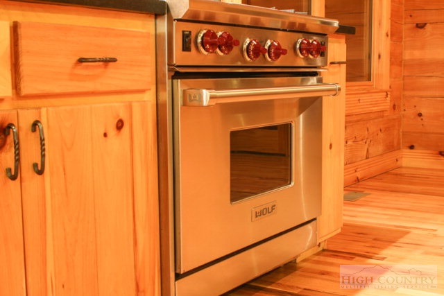 3042 A Parker Eller Road Lansing, NC 28643 - Photo 4 of 41
